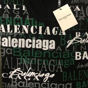 SALE 🧾 AUTHENTIC BALENCIAGA CREWNECK SWEATER